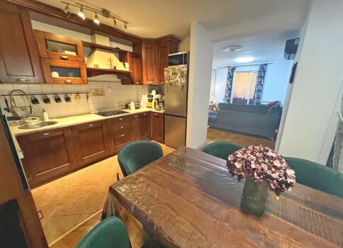 Krk, teljesen felújított kétszobás apartman kiváló helyen!