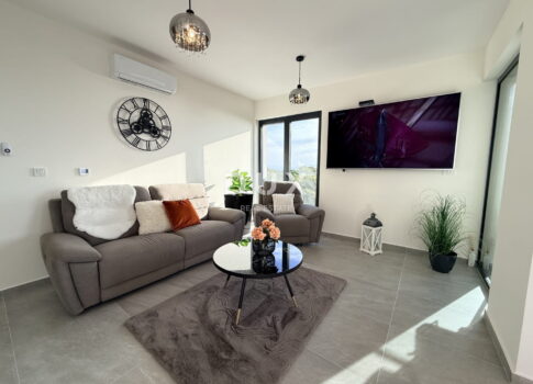 KLENOVICA - luxus apartman az első sorban a tengertől egy új épületben